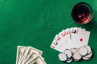 Mobile live dealer table with multiple camera angles